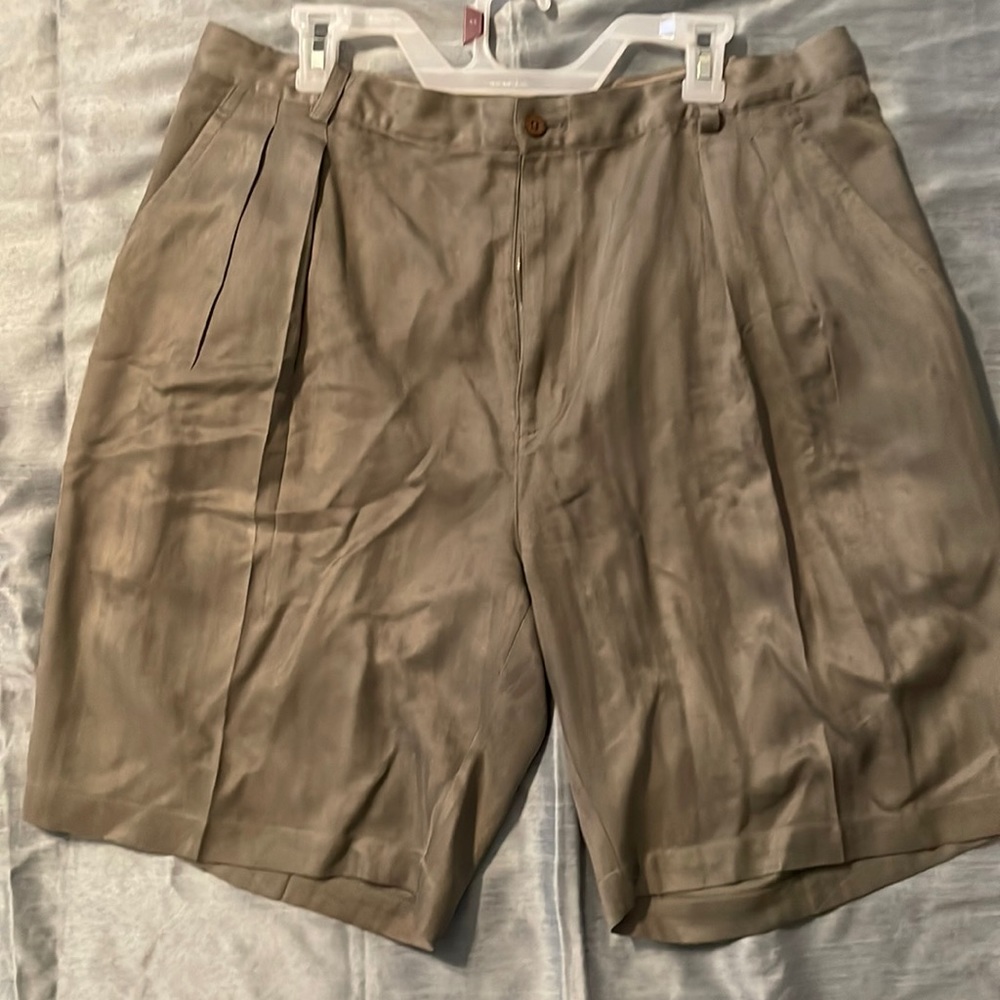 Tommy Bahamas 38 silk shorts relaxed